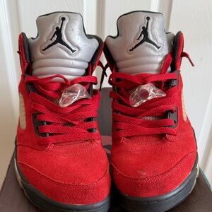 Jordan 5 Retro Raging Bull Red sneakers